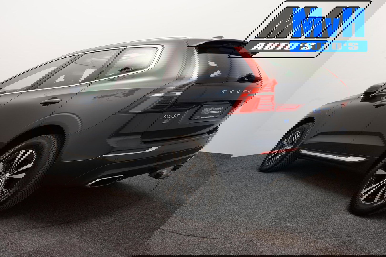 Volvo XC60 2.0 Recharge T6 AWD Business Pro|PANO|LUXE!|TREKH