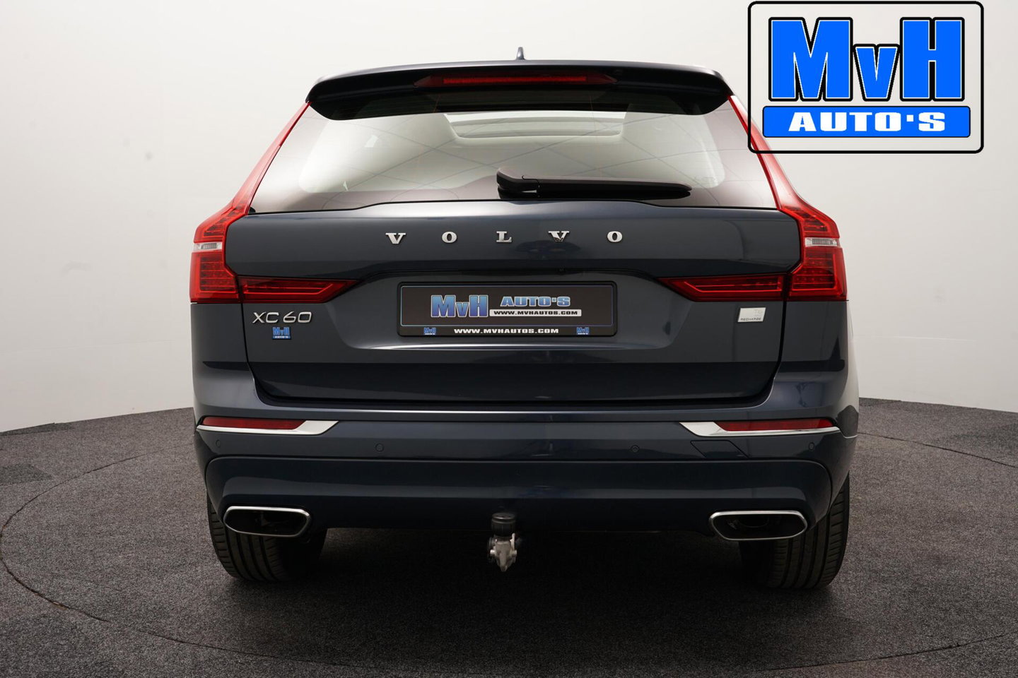 Volvo XC60 2.0 Recharge T6 AWD Business Pro|PANO|LUXE!|TREKH