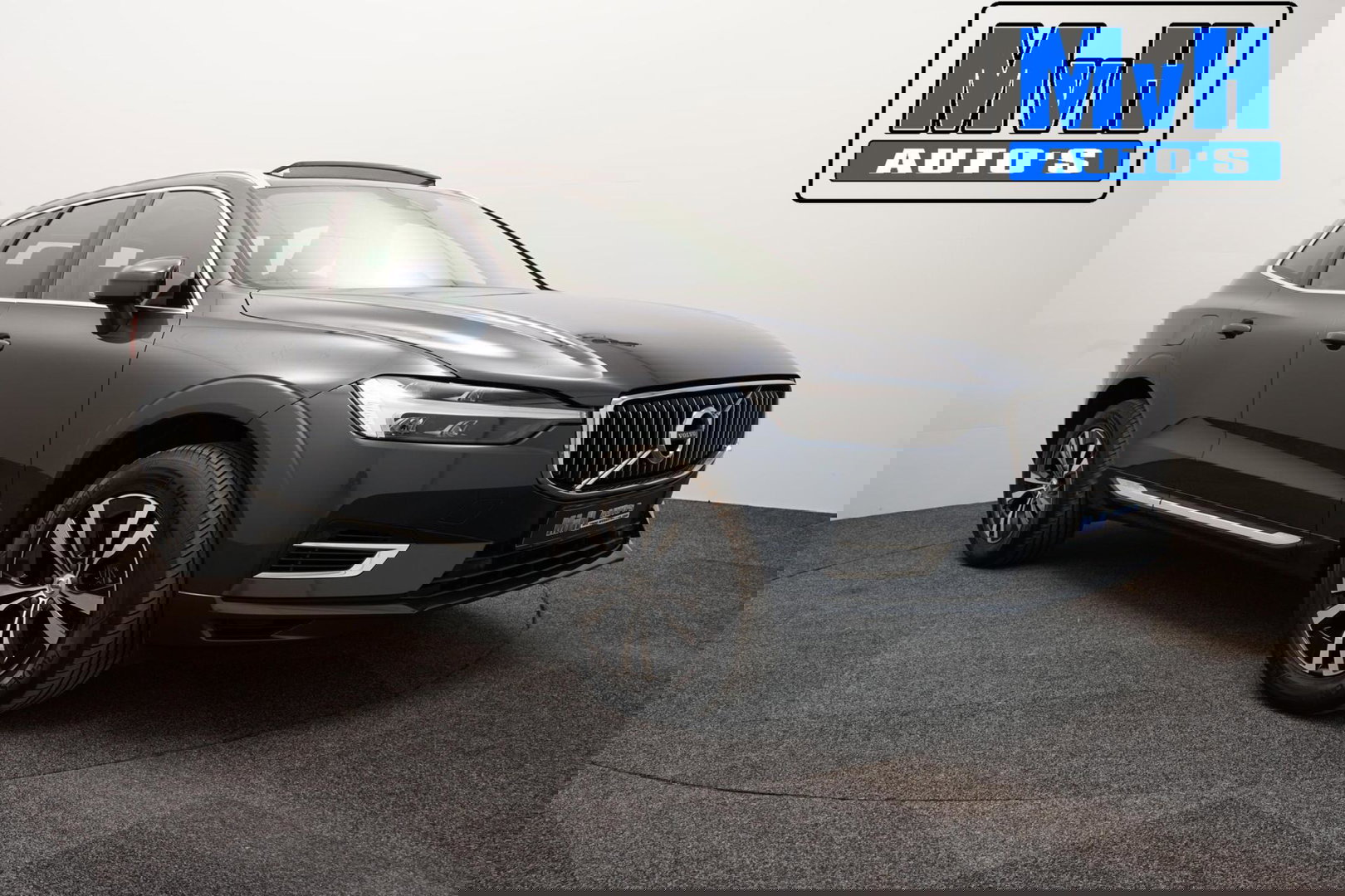 Volvo XC60 2.0 Recharge T6 AWD Business Pro|PANO|LUXE!|TREKH