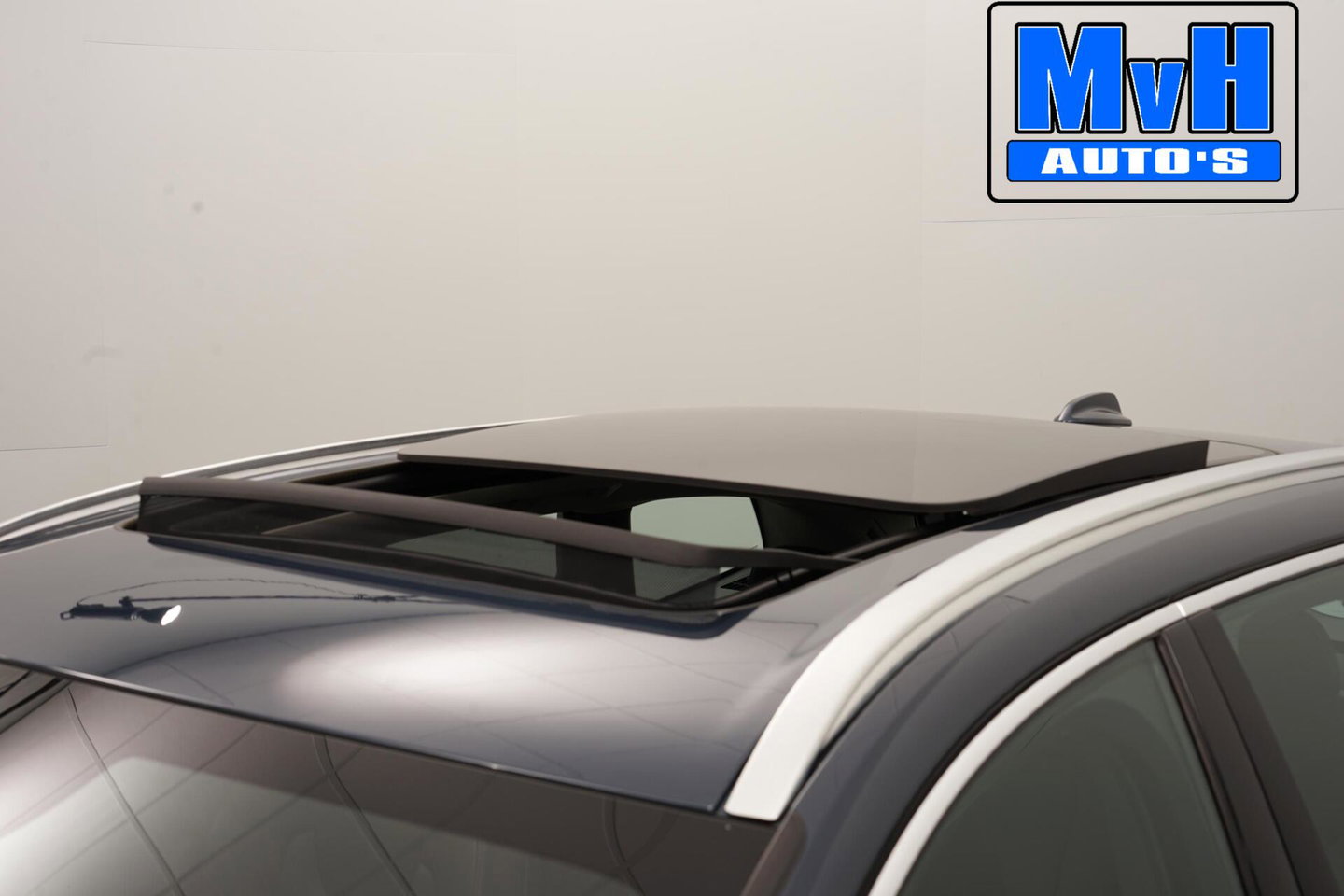 Volvo XC60 2.0 Recharge T6 AWD Business Pro|PANO|LUXE!|TREKH