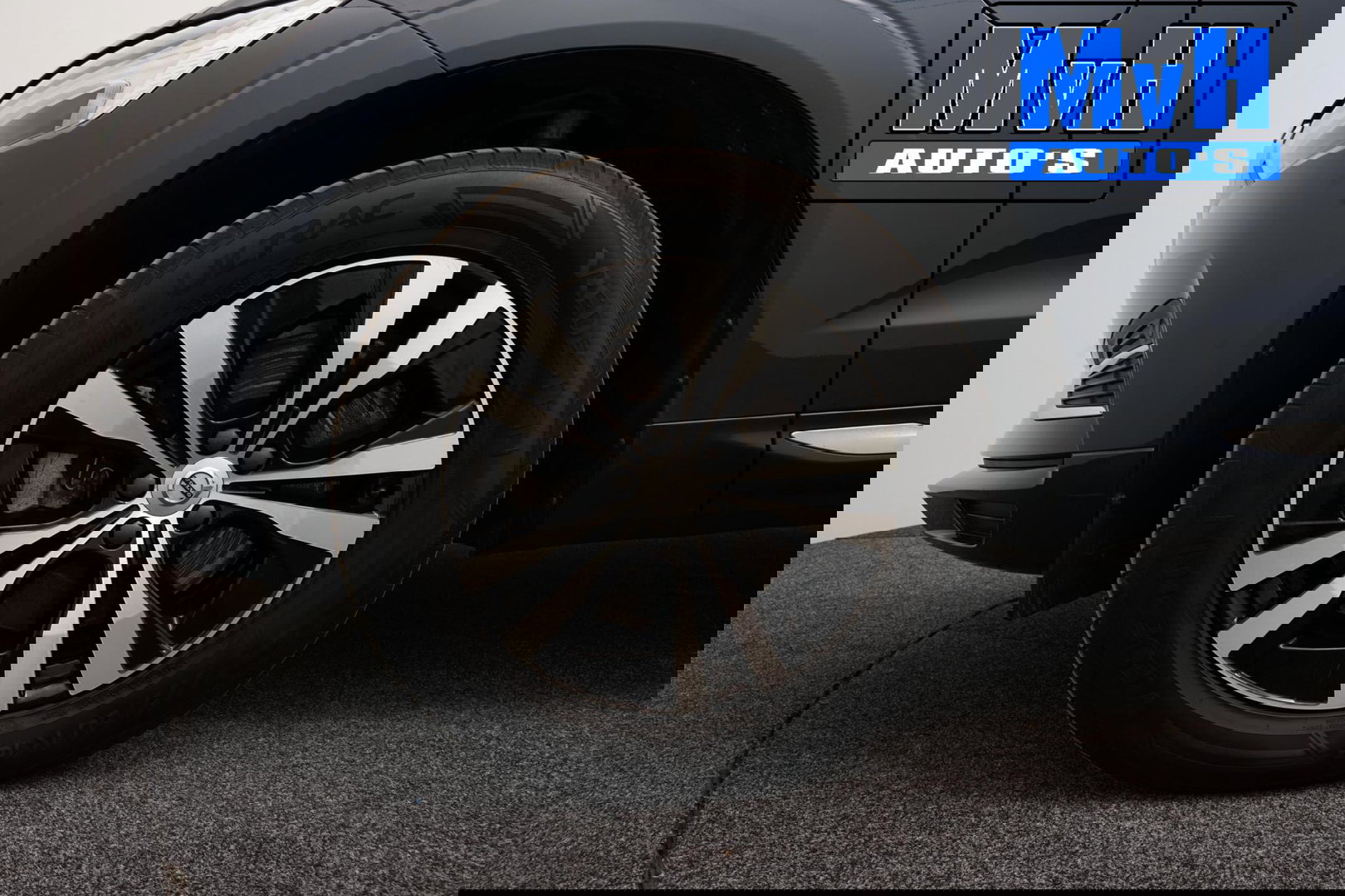 Volvo XC60 2.0 Recharge T6 AWD Business Pro|PANO|LUXE!|TREKH