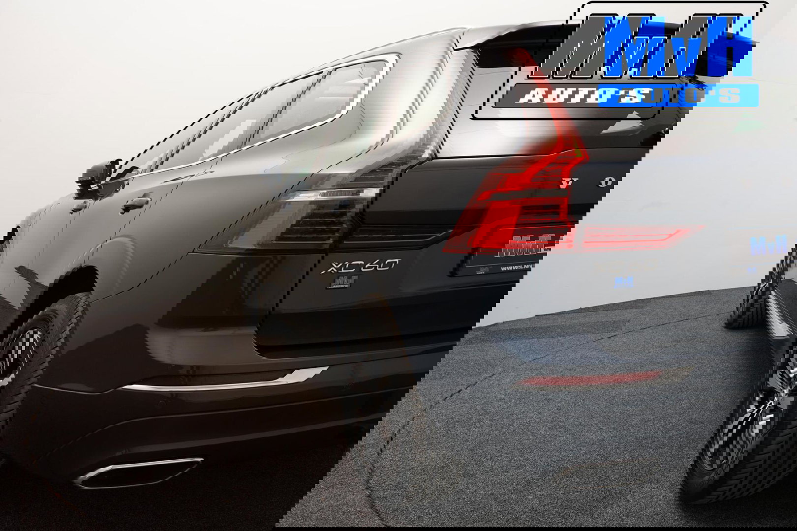 Volvo XC60 2.0 Recharge T6 AWD Business Pro|PANO|LUXE!|TREKH