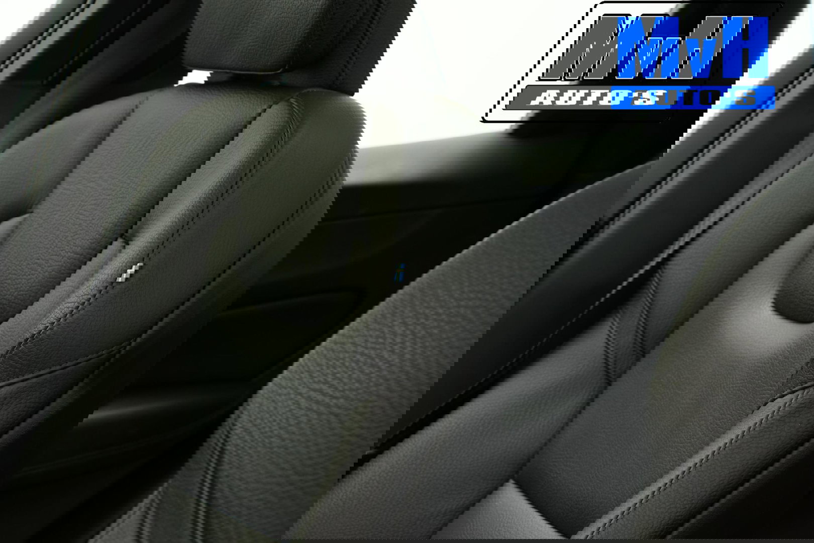 Volvo XC60 2.0 Recharge T6 AWD Business Pro|PANO|LUXE!|TREKH