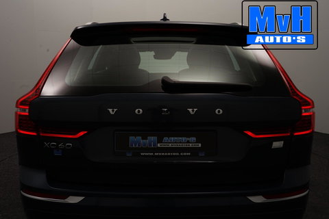 Volvo XC60 2.0 Recharge T6 AWD Business Pro|PANO|LUXE!|TREKH
