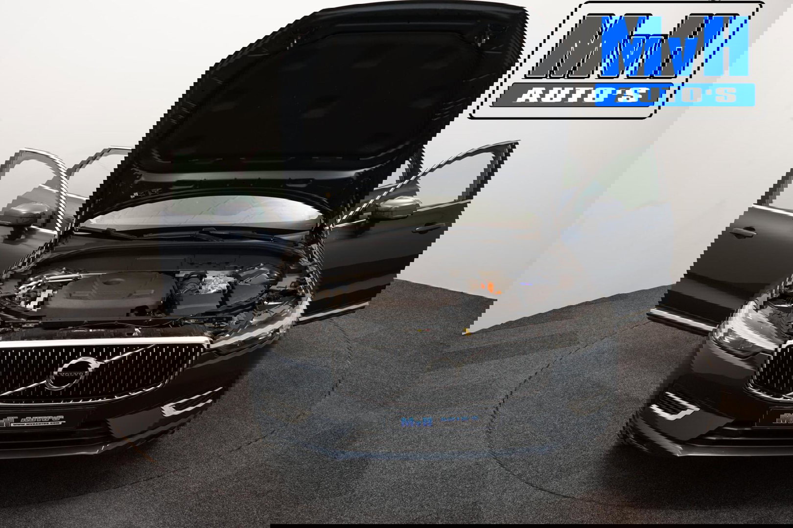 Volvo XC60 2.0 Recharge T6 AWD Business Pro|PANO|LUXE!|TREKH