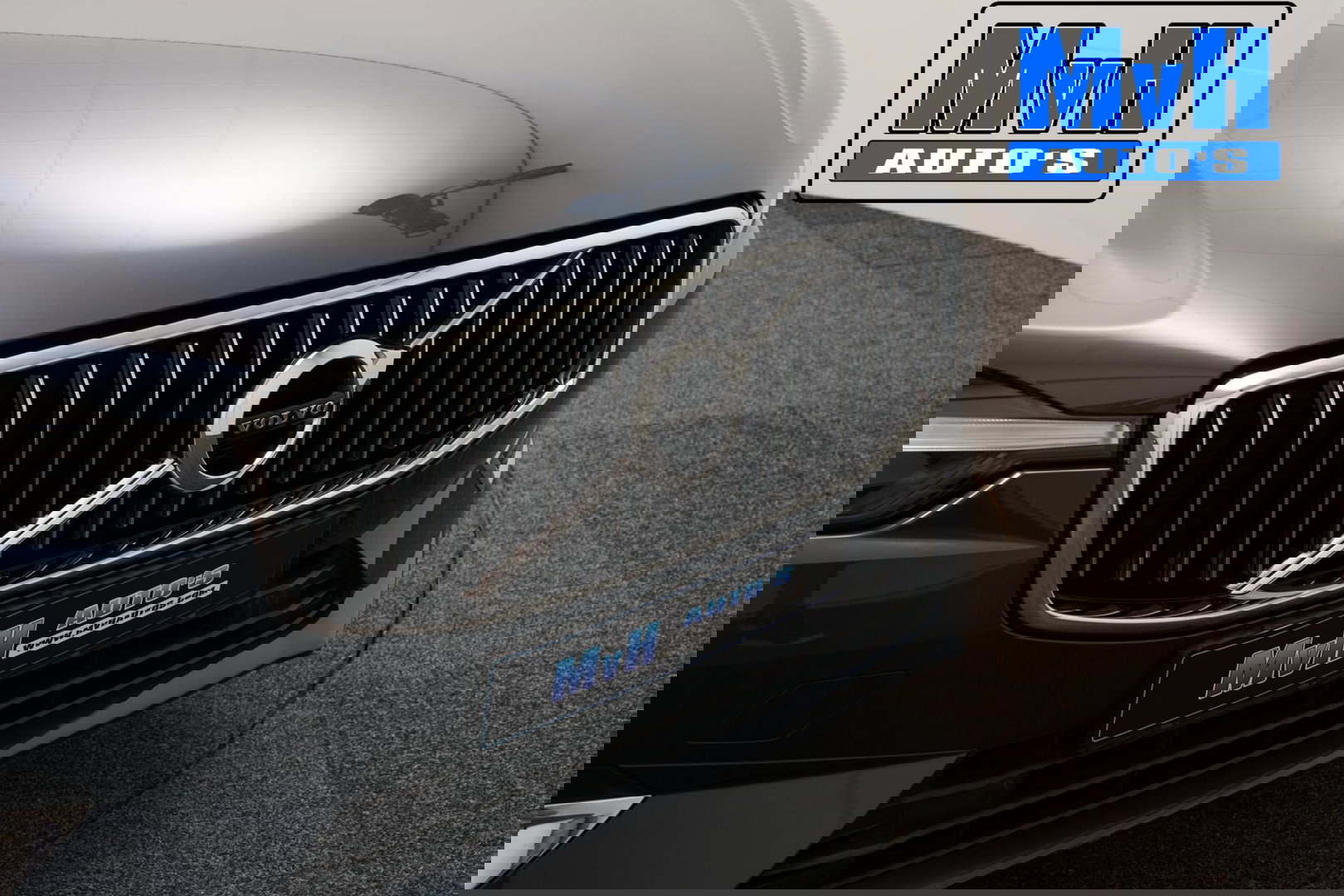 Volvo XC60 2.0 Recharge T6 AWD Business Pro|PANO|LUXE!|TREKH