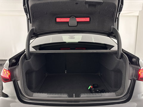 Audi A3 Limousine 35 TFSI S-Line Edition (INCL-BTW) Aut. *PANO | LEATHER-FABRIC | FULL-LED | AMBIENTLIGHT | SPORTSEATS | DIGI-COCKPIT | NAVI-FULLMAP | PRIVACYGLASS | SHIFTPADDLES | DAB+ | ADAPTIVE-CRUISE | 17"ALU*