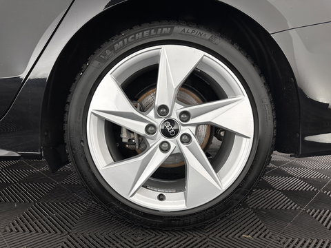 Audi A3 Limousine 35 TFSI S-Line Edition (INCL-BTW) Aut. *PANO | LEATHER-FABRIC | FULL-LED | AMBIENTLIGHT | SPORTSEATS | DIGI-COCKPIT | NAVI-FULLMAP | PRIVACYGLASS | SHIFTPADDLES | DAB+ | ADAPTIVE-CRUISE | 17"ALU*