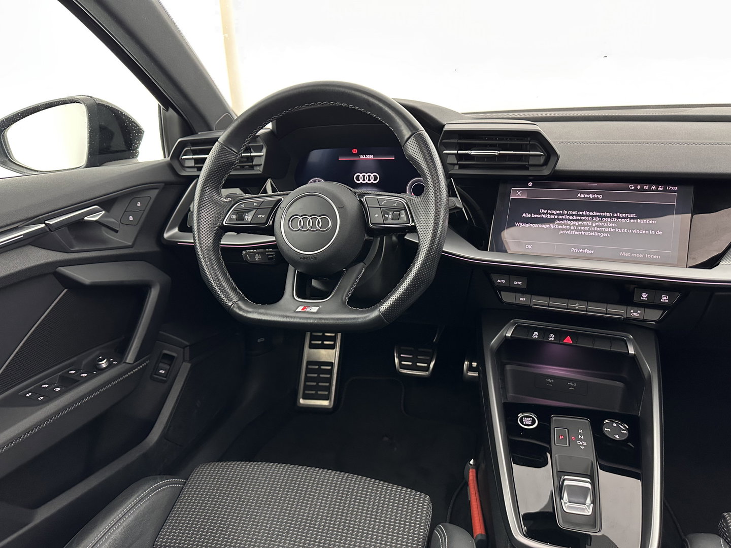 Audi A3 Limousine 35 TFSI S-Line Edition (INCL-BTW) Aut. *PANO | LEATHER-FABRIC | FULL-LED | AMBIENTLIGHT | SPORTSEATS | DIGI-COCKPIT | NAVI-FULLMAP | PRIVACYGLASS | SHIFTPADDLES | DAB+ | ADAPTIVE-CRUISE | 17"ALU*