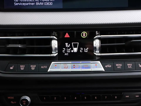 BMW 1 Serie 118i M-Sport Pano H/K Leer Sfeer Carplay NAP