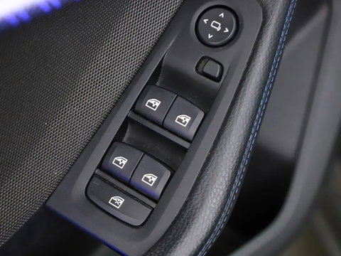 BMW 1 Serie 118i M-Sport Pano H/K Leer Sfeer Carplay NAP