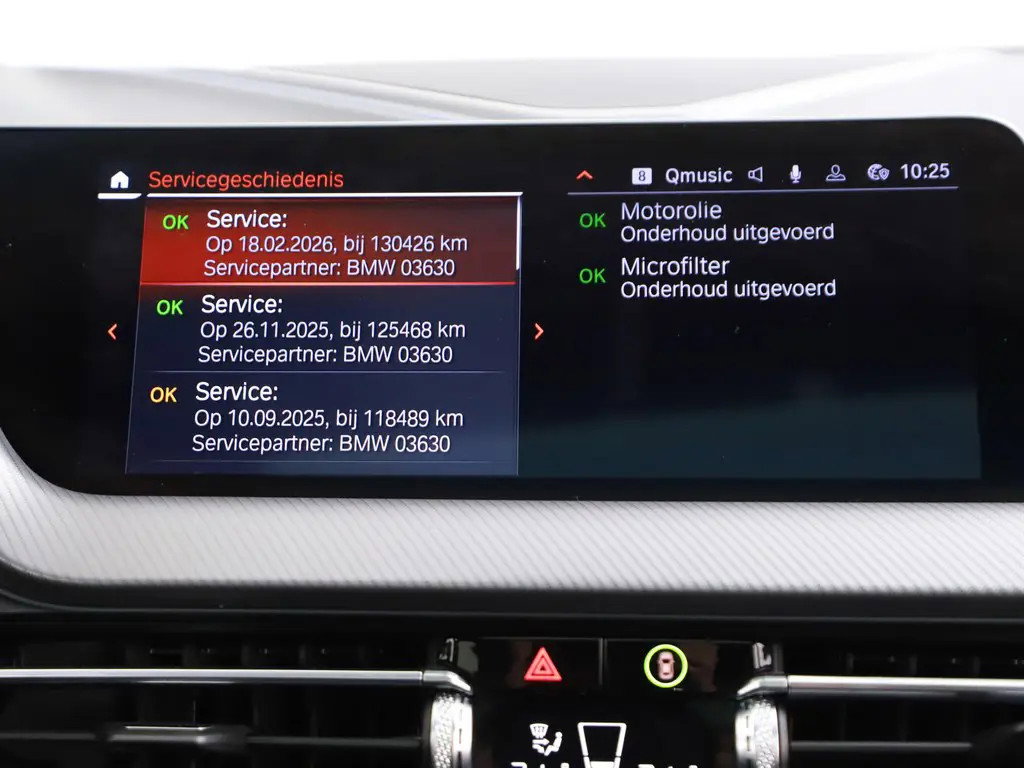 BMW 1 Serie 118i M-Sport Pano H/K Leer Sfeer Carplay NAP