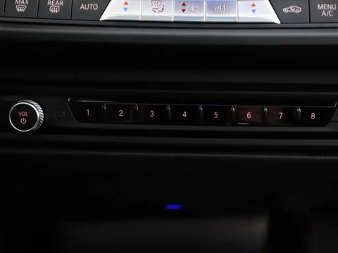 BMW 1 Serie 118i M-Sport Pano H/K Leer Sfeer Carplay NAP