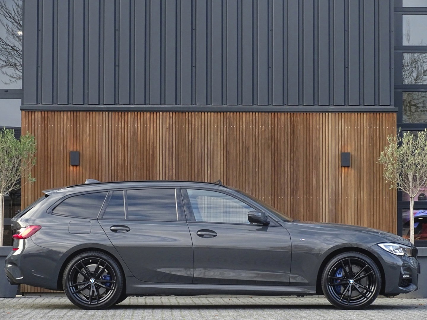 BMW 3 Serie Touring 330e 292PK High Exc. / M-Sport Individual / laser