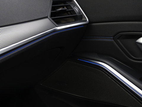 BMW 3 Serie Touring 330e 292PK High Exc. / M-Sport Individual / laser