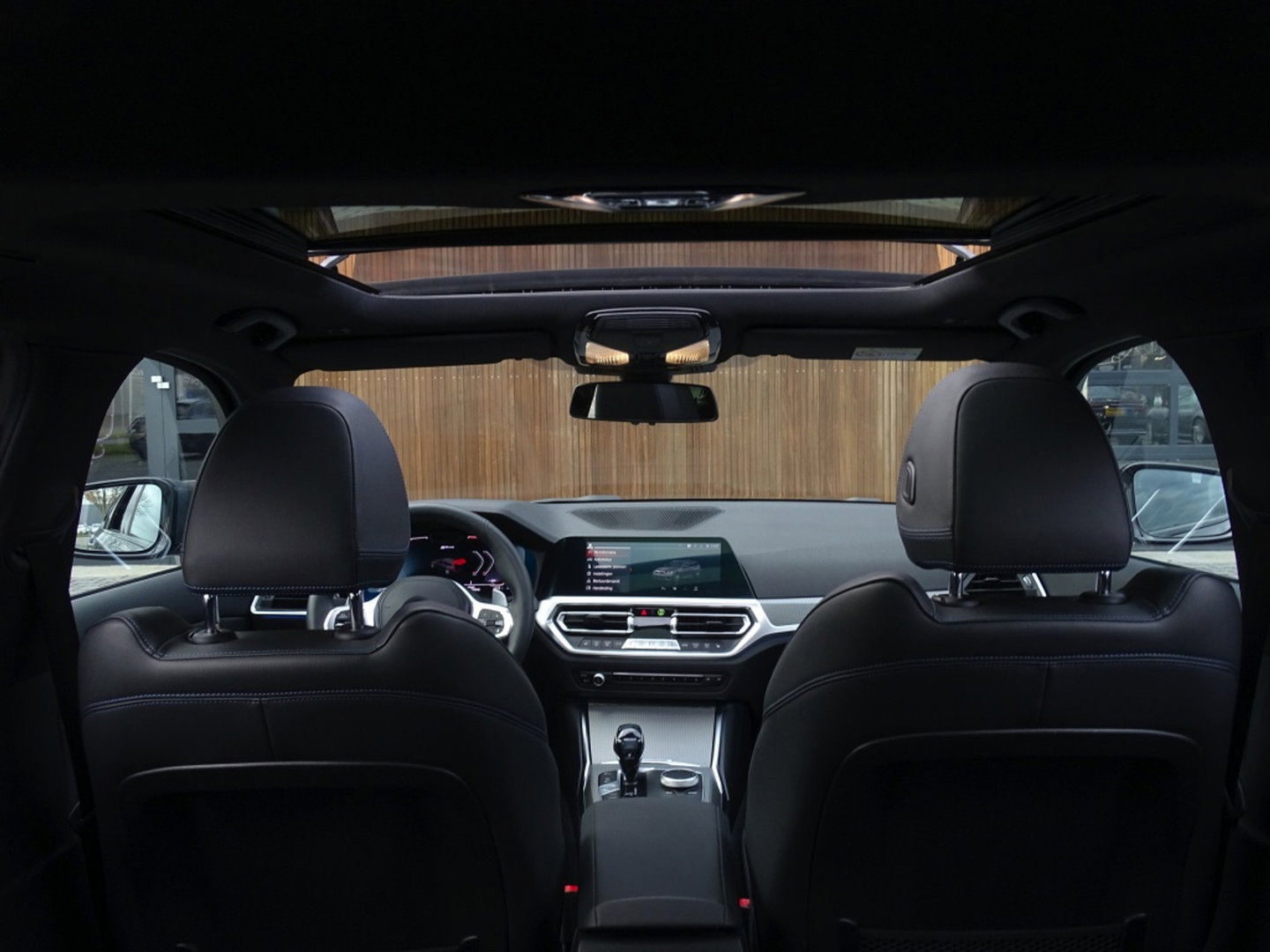 BMW 3 Serie Touring 330e 292PK High Exc. / M-Sport Individual / laser