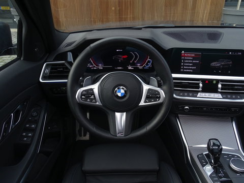 BMW 3 Serie Touring 330e 292PK High Exc. / M-Sport Individual / laser