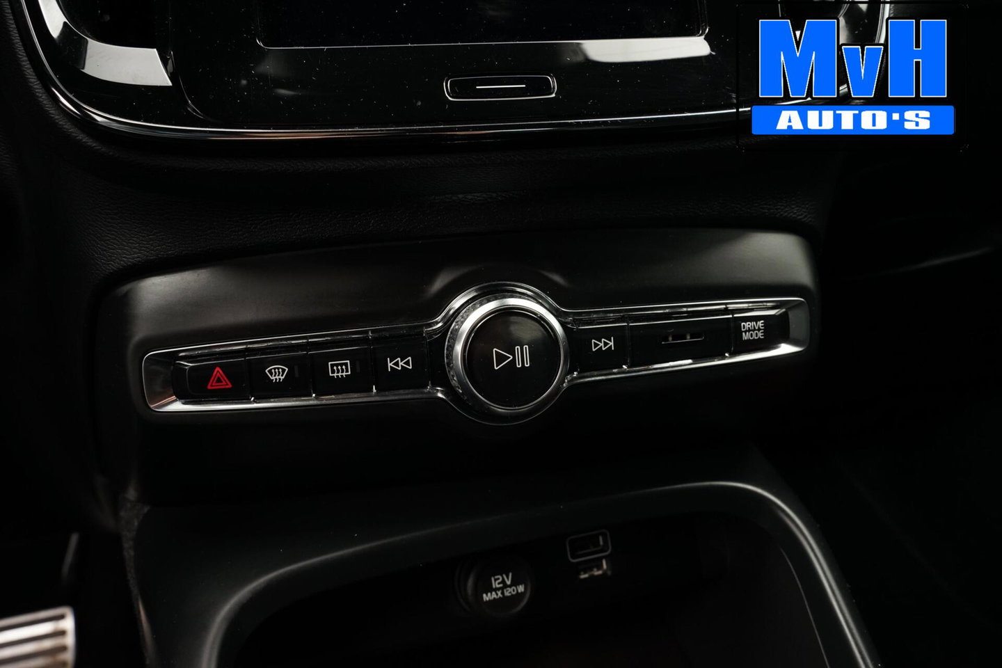 Volvo XC40 1.5 T4 Recharge R-Design|PARELMOER|CAMERA|ACC|LED