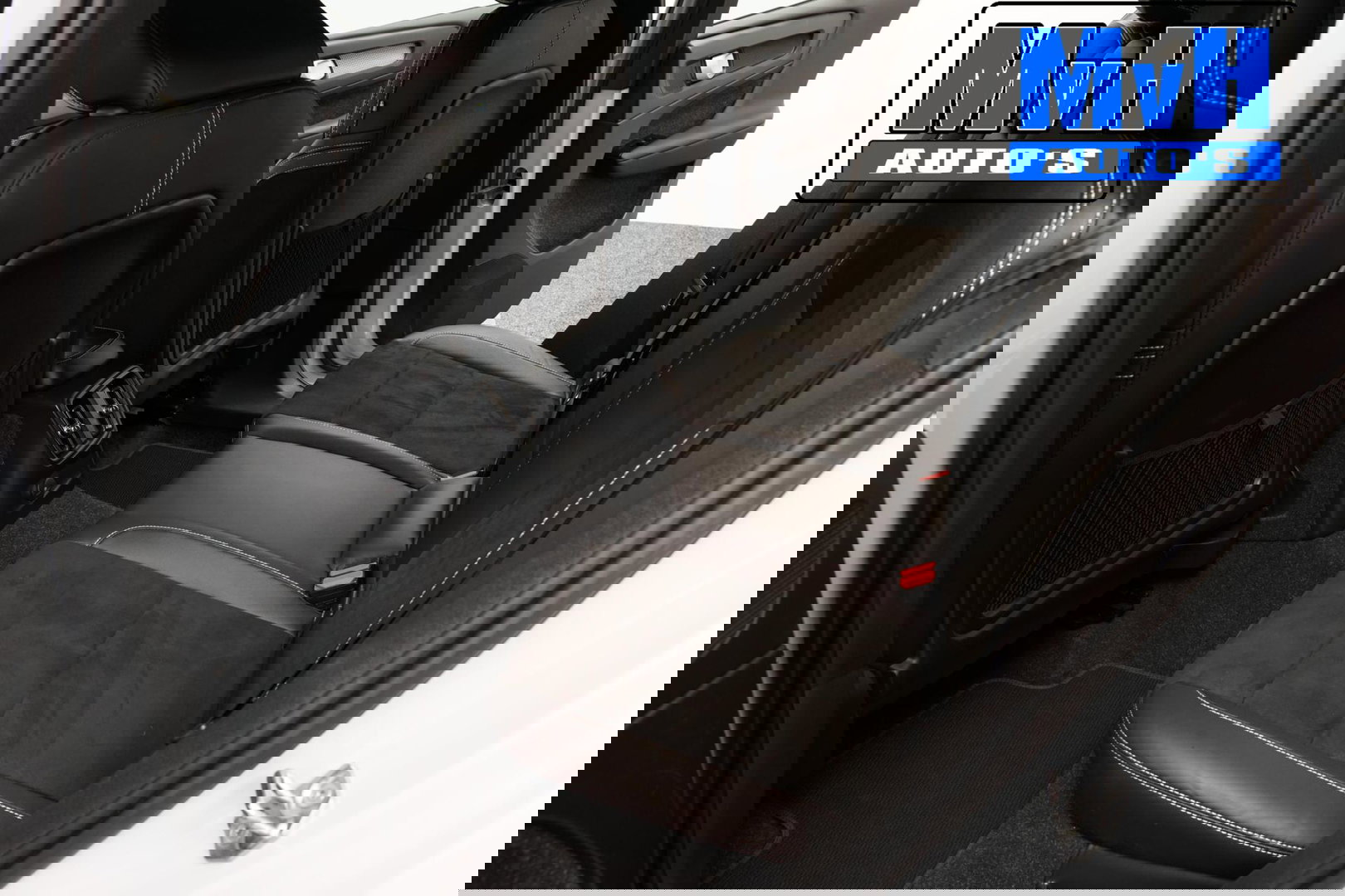 Volvo XC40 1.5 T4 Recharge R-Design|PARELMOER|CAMERA|ACC|LED