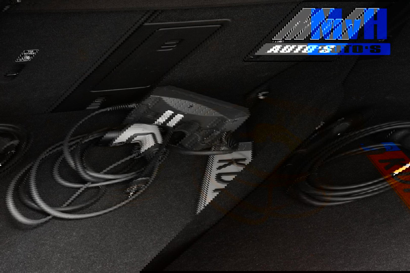 Volvo XC40 1.5 T4 Recharge R-Design|PARELMOER|CAMERA|ACC|LED