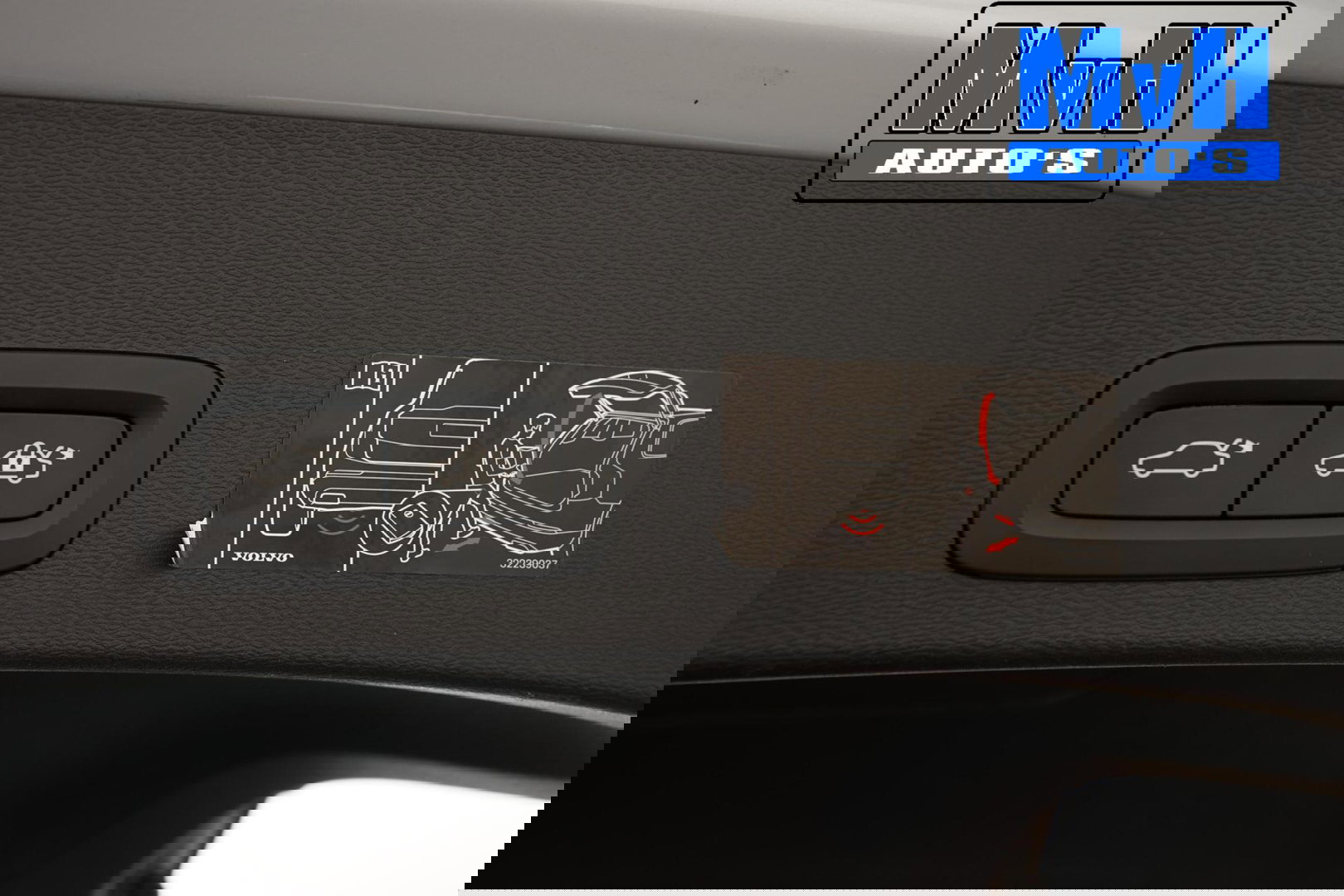 Volvo XC40 1.5 T4 Recharge R-Design|PARELMOER|CAMERA|ACC|LED