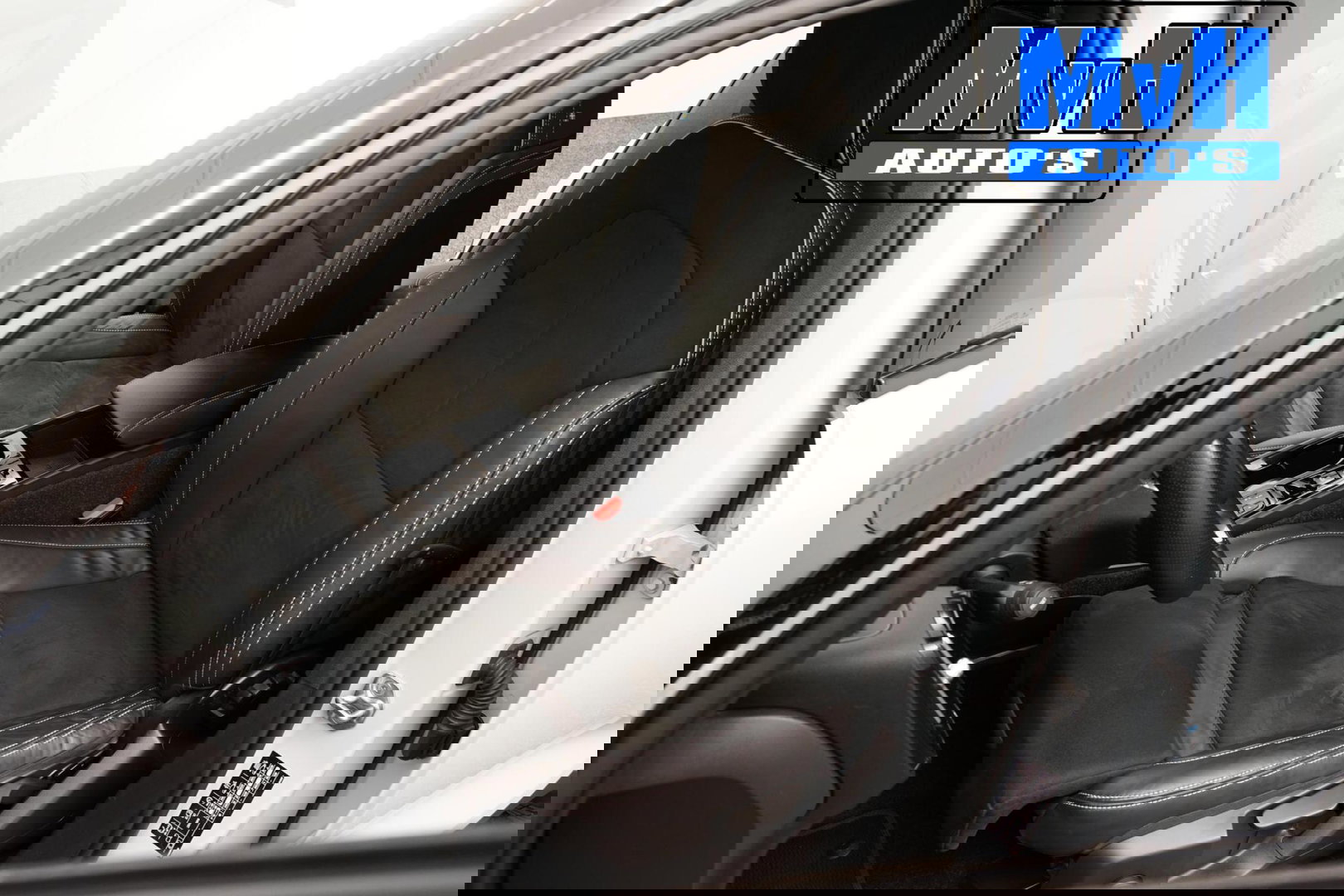 Volvo XC40 1.5 T4 Recharge R-Design|PARELMOER|CAMERA|ACC|LED