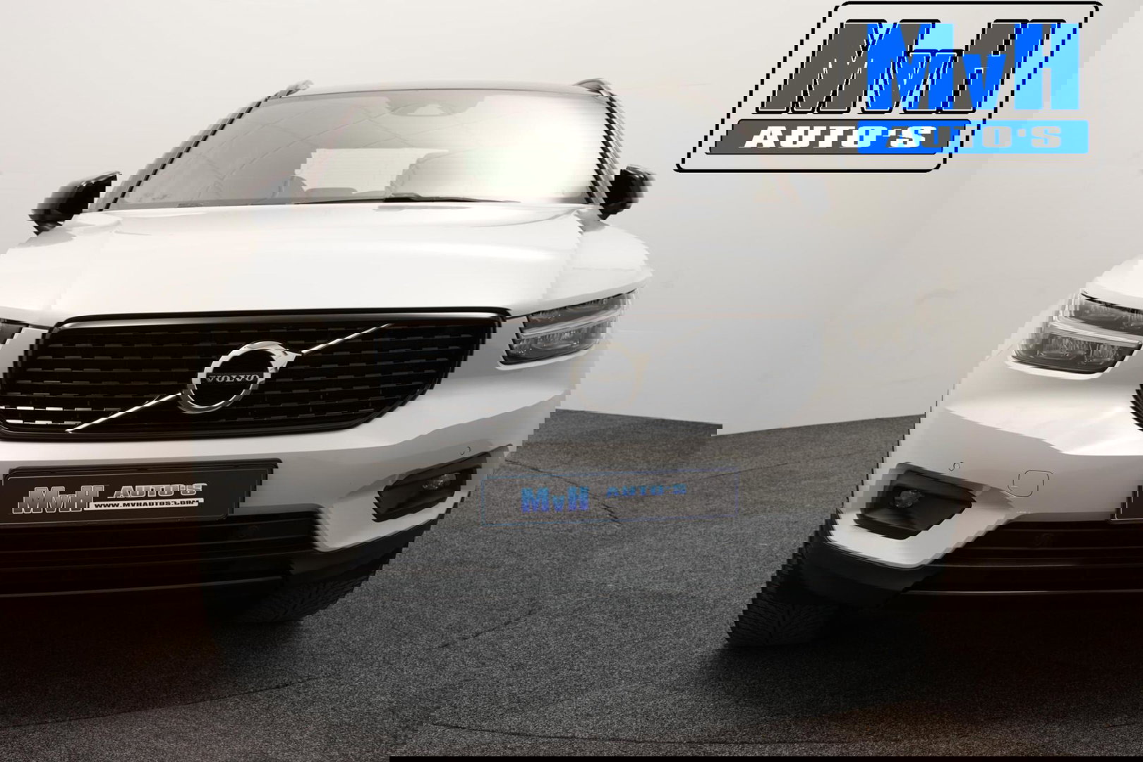 Volvo XC40 1.5 T4 Recharge R-Design|PARELMOER|CAMERA|ACC|LED