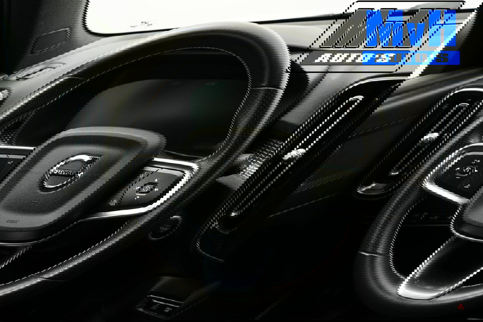 Volvo XC40 1.5 T4 Recharge R-Design|PARELMOER|CAMERA|ACC|LED