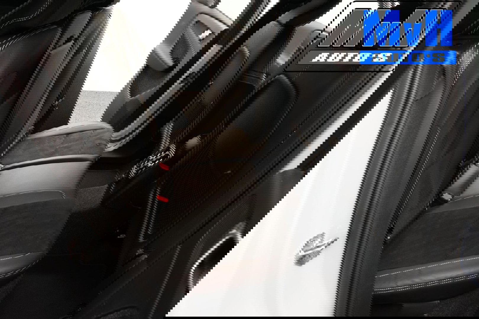 Volvo XC40 1.5 T4 Recharge R-Design|PARELMOER|CAMERA|ACC|LED