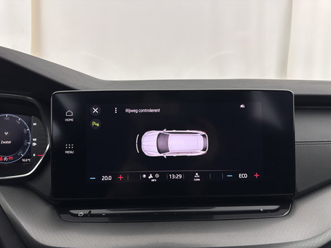 Škoda Octavia Combi 1.4 TSI iV PHEV Business Edition (Plug-in) (INCL.BTW) *FULL-LED | DIGI-COCKPIT | COMFORTSEATS | NAVI-FULLMAP | PRIVACY-GLASS | DAB | SHIFT-PADDLES | ECC | PDC | CRUISE | TOWBAR | 18''ALU*