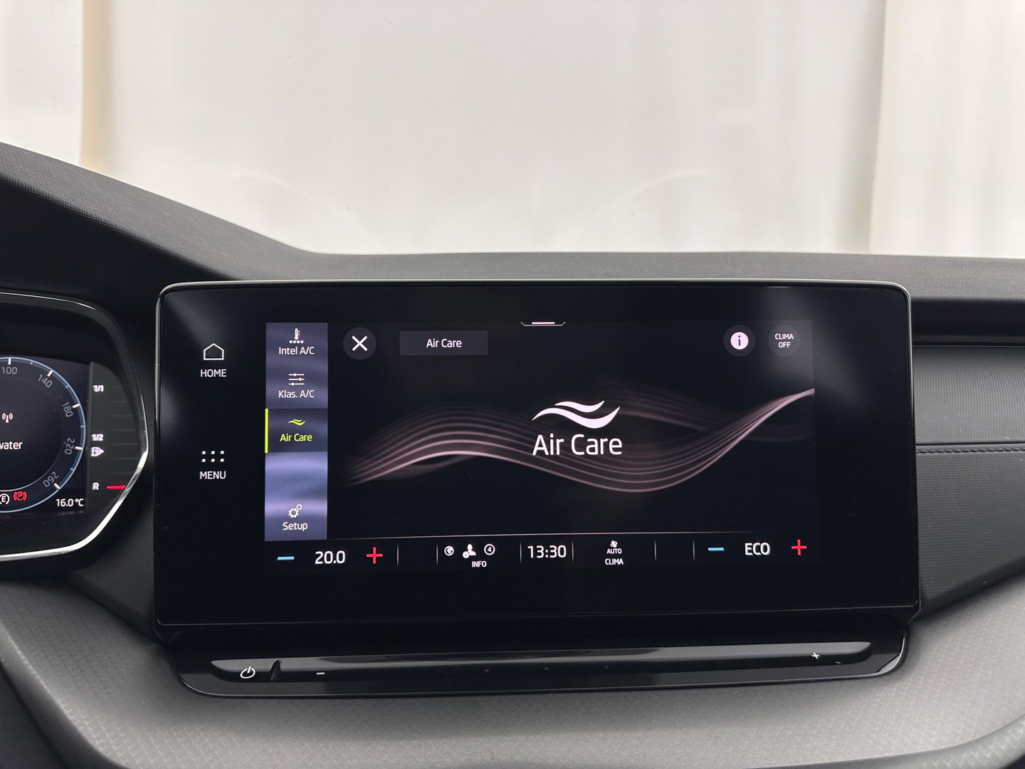 Škoda Octavia Combi 1.4 TSI iV PHEV Business Edition (Plug-in) (INCL.BTW) *FULL-LED | DIGI-COCKPIT | COMFORTSEATS | NAVI-FULLMAP | PRIVACY-GLASS | DAB | SHIFT-PADDLES | ECC | PDC | CRUISE | TOWBAR | 18''ALU*