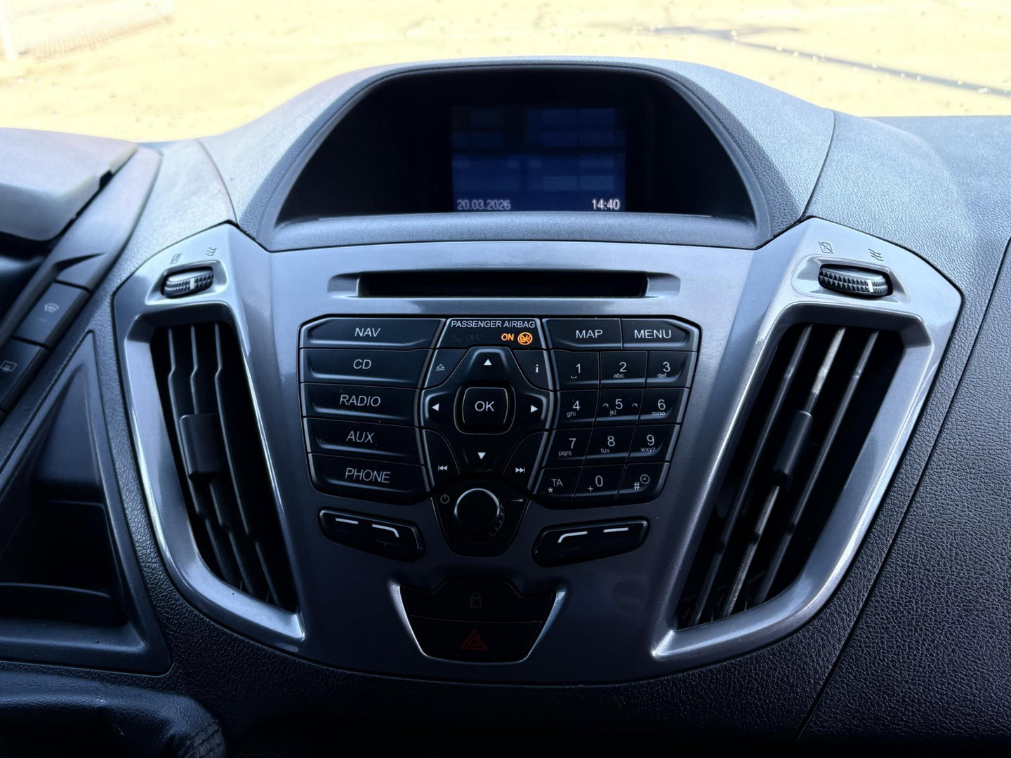 Ford Transit Custom 290 2.0 TDCI L2H1 Limited DC MARGE | 2X SCHUIFDEUR | VOORRUITVERWARMING | STOELVERWARMING | LEDER