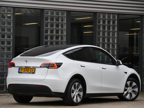 Tesla Model Y 75kWh AWD LONG RANGE/ ELEKT. KLEP/ PREMIUM AUDIO/ SOH 93%