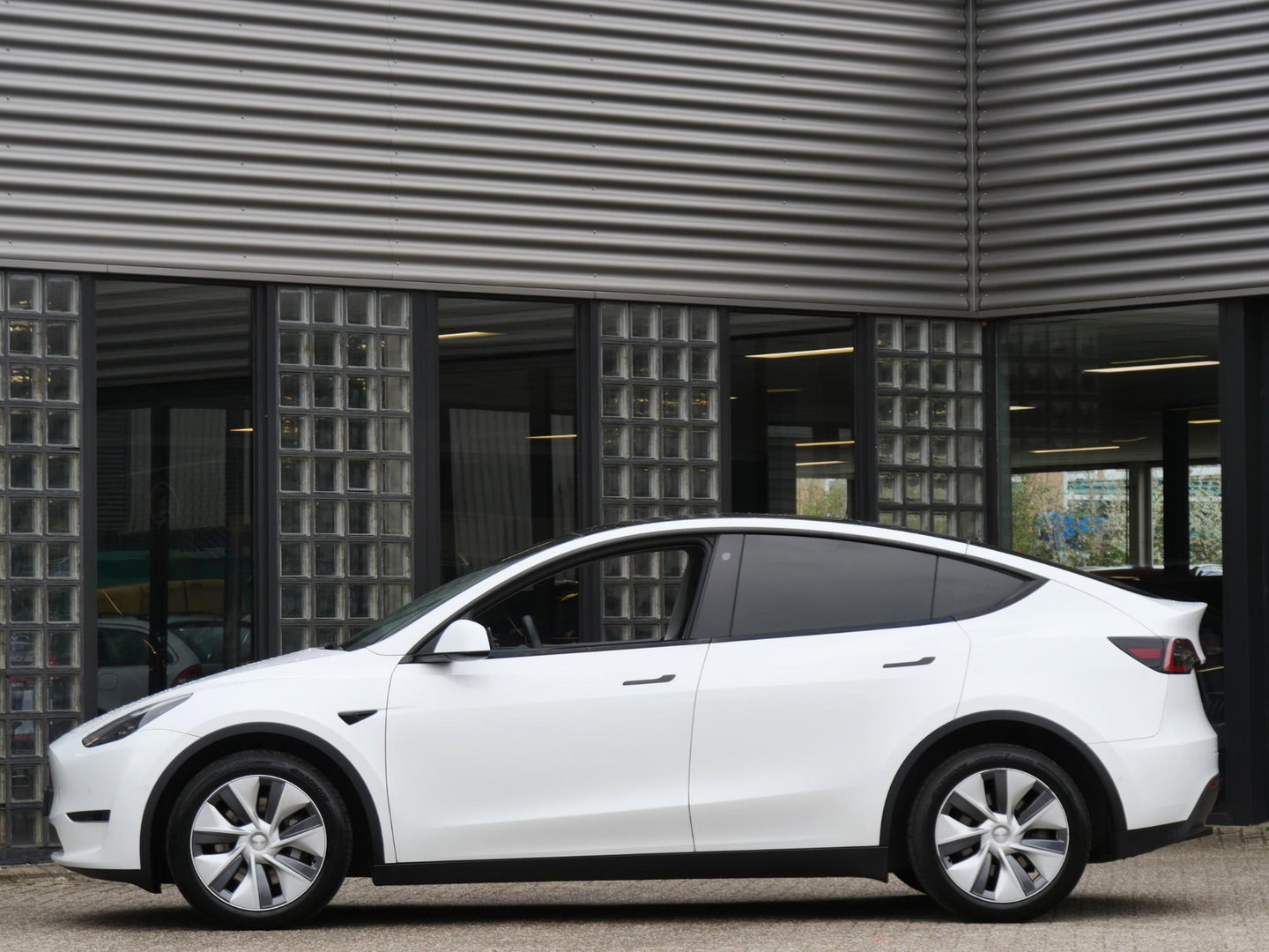 Tesla Model Y 75kWh AWD LONG RANGE/ ELEKT. KLEP/ PREMIUM AUDIO/ SOH 93%