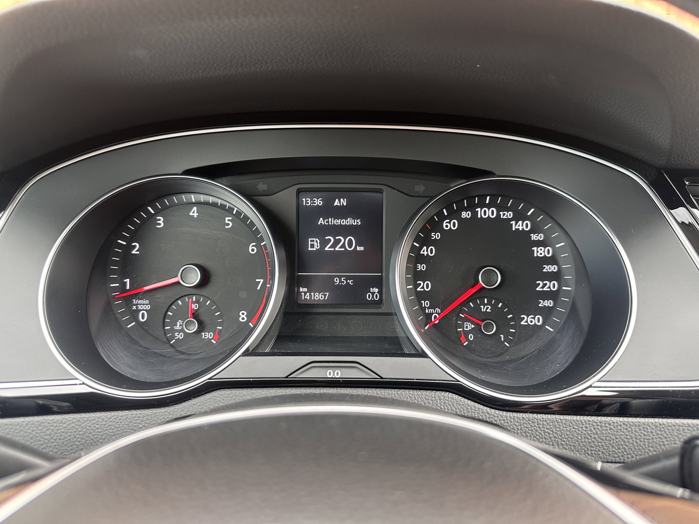 Volkswagen Passat Variant 1.4 TSI ACT Highline | Adaptieve Cruise Control | Parkeersensoren | Stoelverwarming | Verwarmbare Spiegels | Bluetooth | Front Assist |