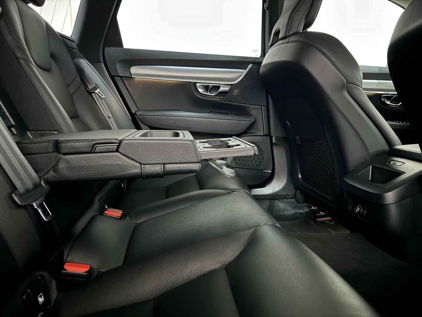 Volvo V90 2.0 T4 Momentum Leer Carplay Autopilot Trekh. NAP