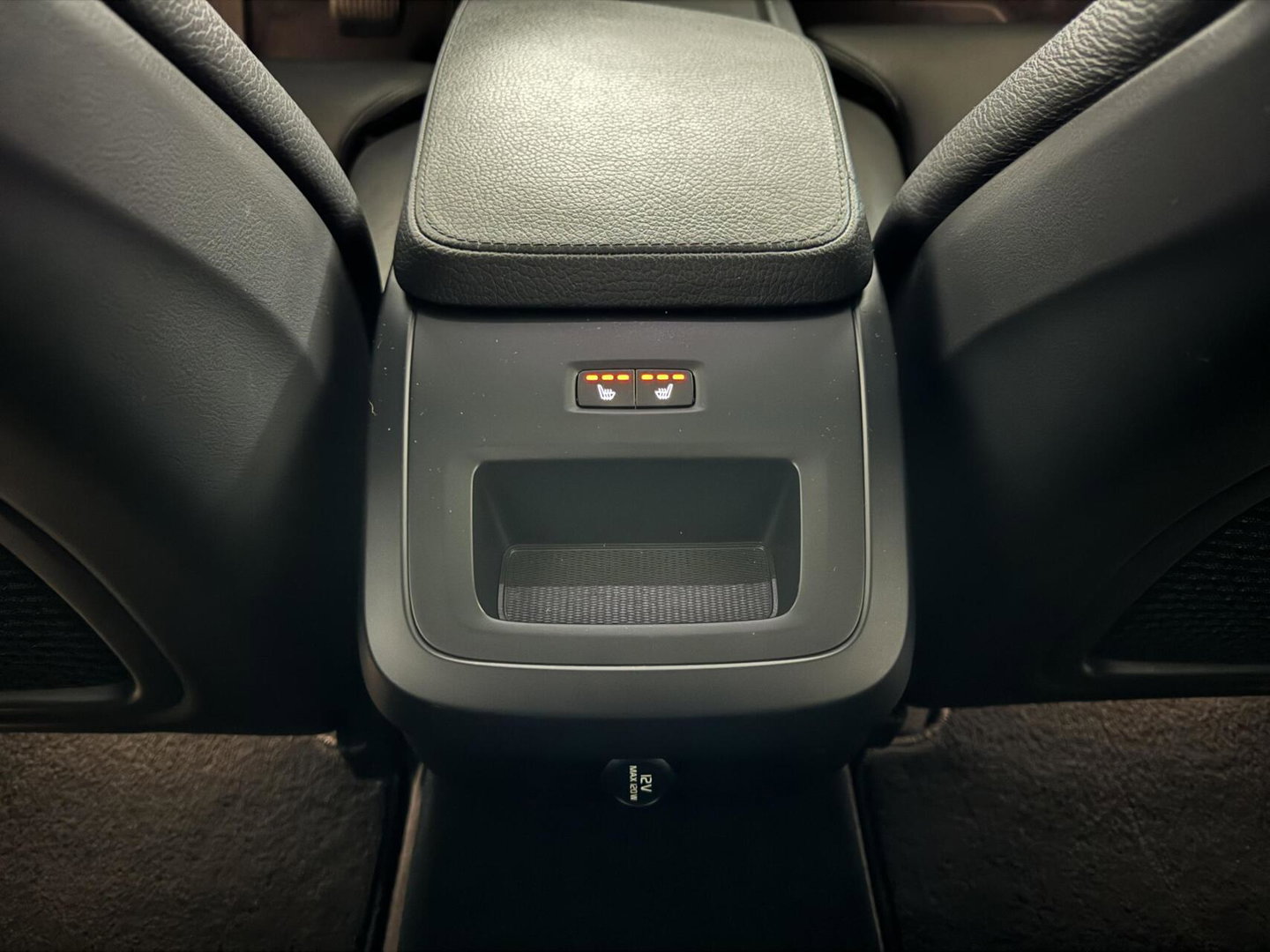 Volvo V90 2.0 T4 Momentum Leer Carplay Autopilot Trekh. NAP