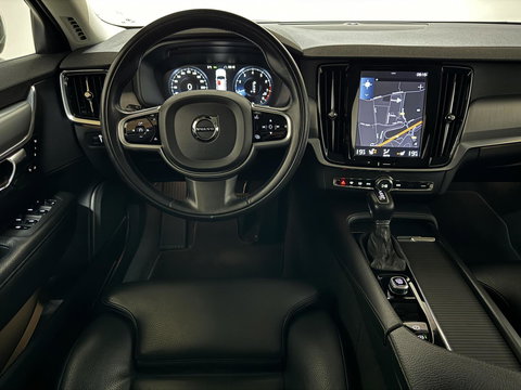 Volvo V90 2.0 T4 Momentum Leer Carplay Autopilot Trekh. NAP