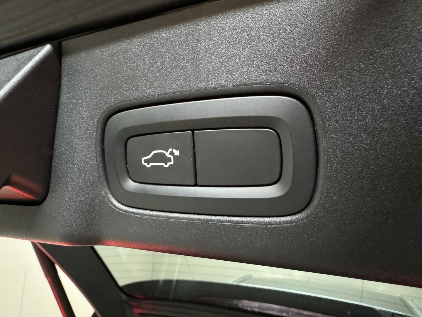 Volvo V90 2.0 T4 Momentum Leer Carplay Autopilot Trekh. NAP