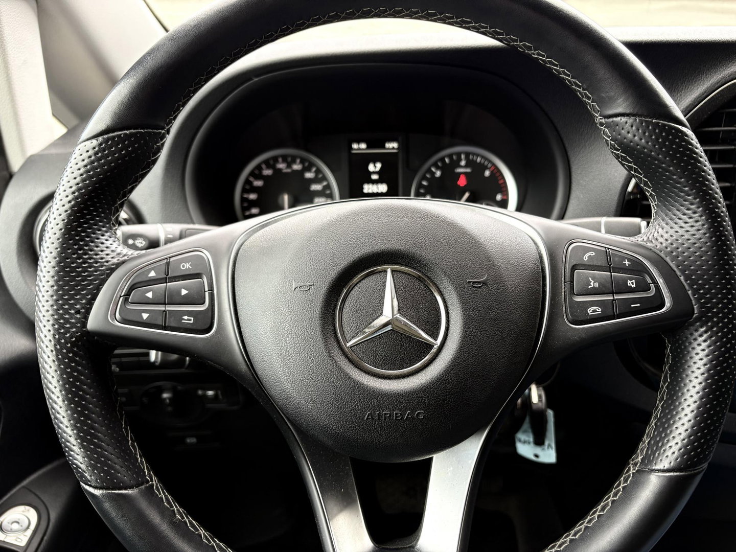 Mercedes-Benz Vito 116 CDI | MAYBACH STYLE | PDC | CAMERA | LED | LEDER