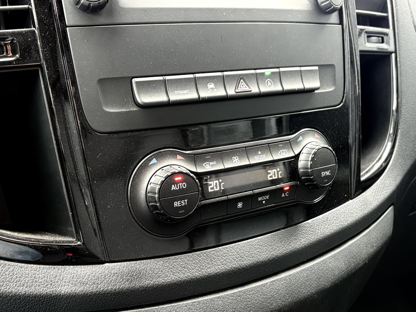 Mercedes-Benz Vito 116 CDI | MAYBACH STYLE | PDC | CAMERA | LED | LEDER