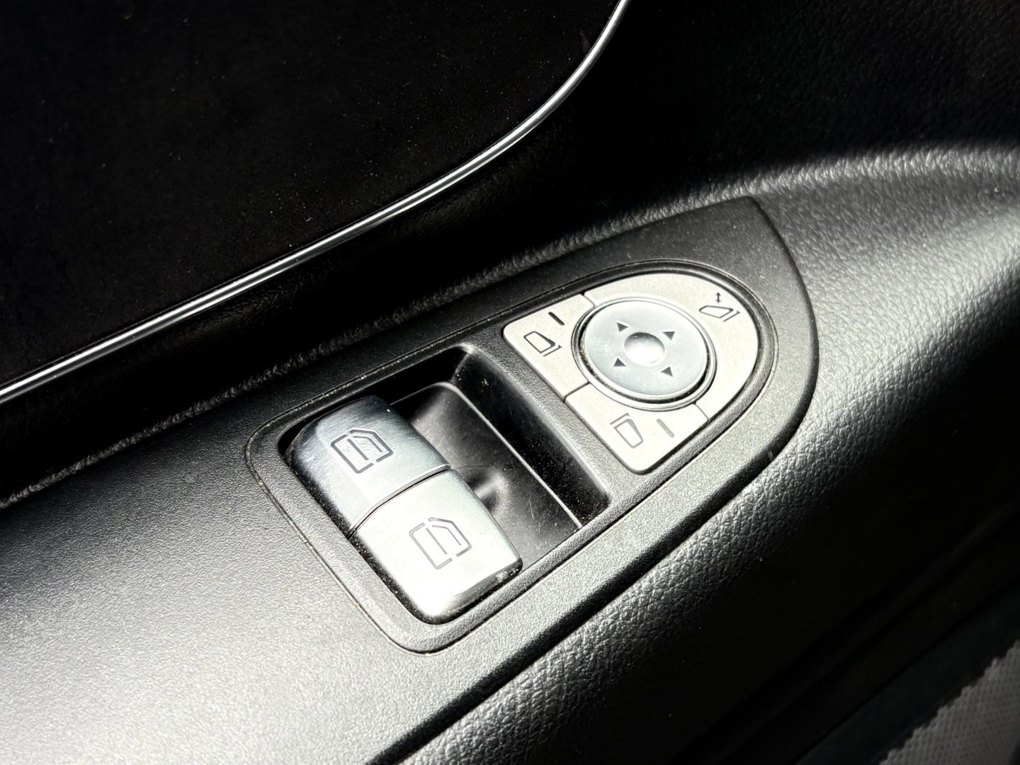 Mercedes-Benz Vito 116 CDI | MAYBACH STYLE | PDC | CAMERA | LED | LEDER