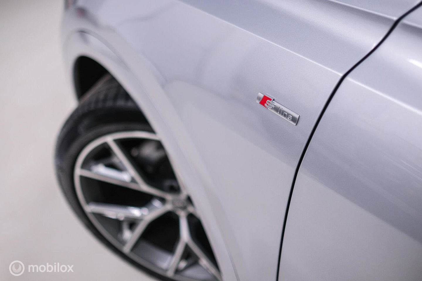 Audi Q8 50 TDI quattro Pro Line S | B&O Advanced | VOL opties | HUD | RS seats | Massage | Stoelkoeling | Trekhaak | NAP NL auto |