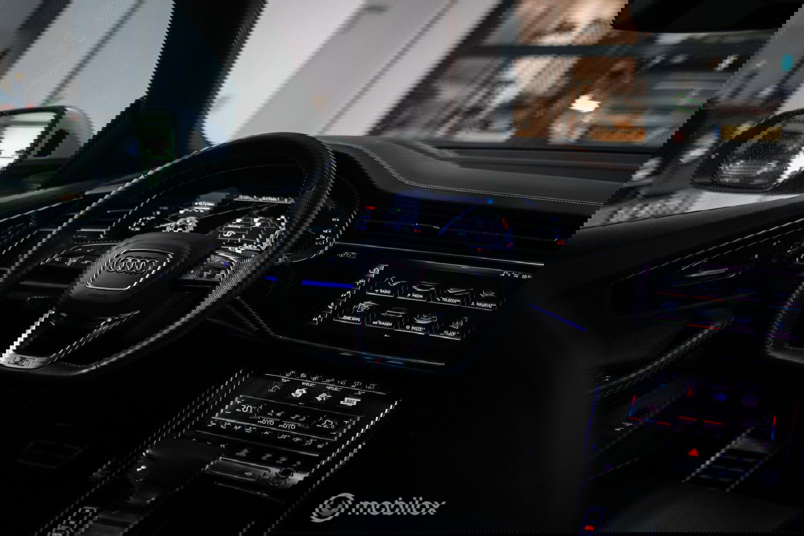 Audi Q8 50 TDI quattro Pro Line S | B&O Advanced | VOL opties | HUD | RS seats | Massage | Stoelkoeling | Trekhaak | NAP NL auto |