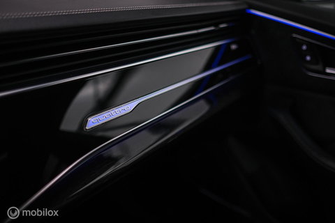 Audi Q8 50 TDI quattro Pro Line S | B&O Advanced | VOL opties | HUD | RS seats | Massage | Stoelkoeling | Trekhaak | NAP NL auto |