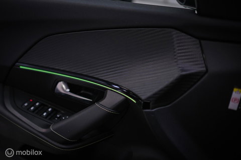 Peugeot 2008 1.2 PureTech GT | Panorama | Trekhaak | Camera | LED | Dealer OH | Nieuwe distributie | rijklaar |