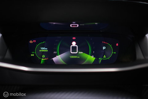 Peugeot 2008 1.2 PureTech GT | Panorama | Trekhaak | Camera | LED | Dealer OH | Nieuwe distributie | rijklaar |