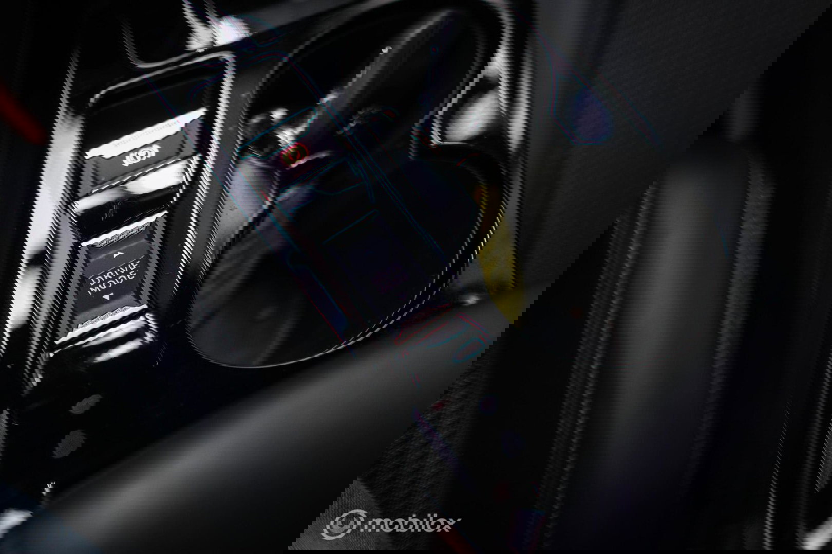 Peugeot 2008 1.2 PureTech GT | Panorama | Trekhaak | Camera | LED | Dealer OH | Nieuwe distributie | rijklaar |