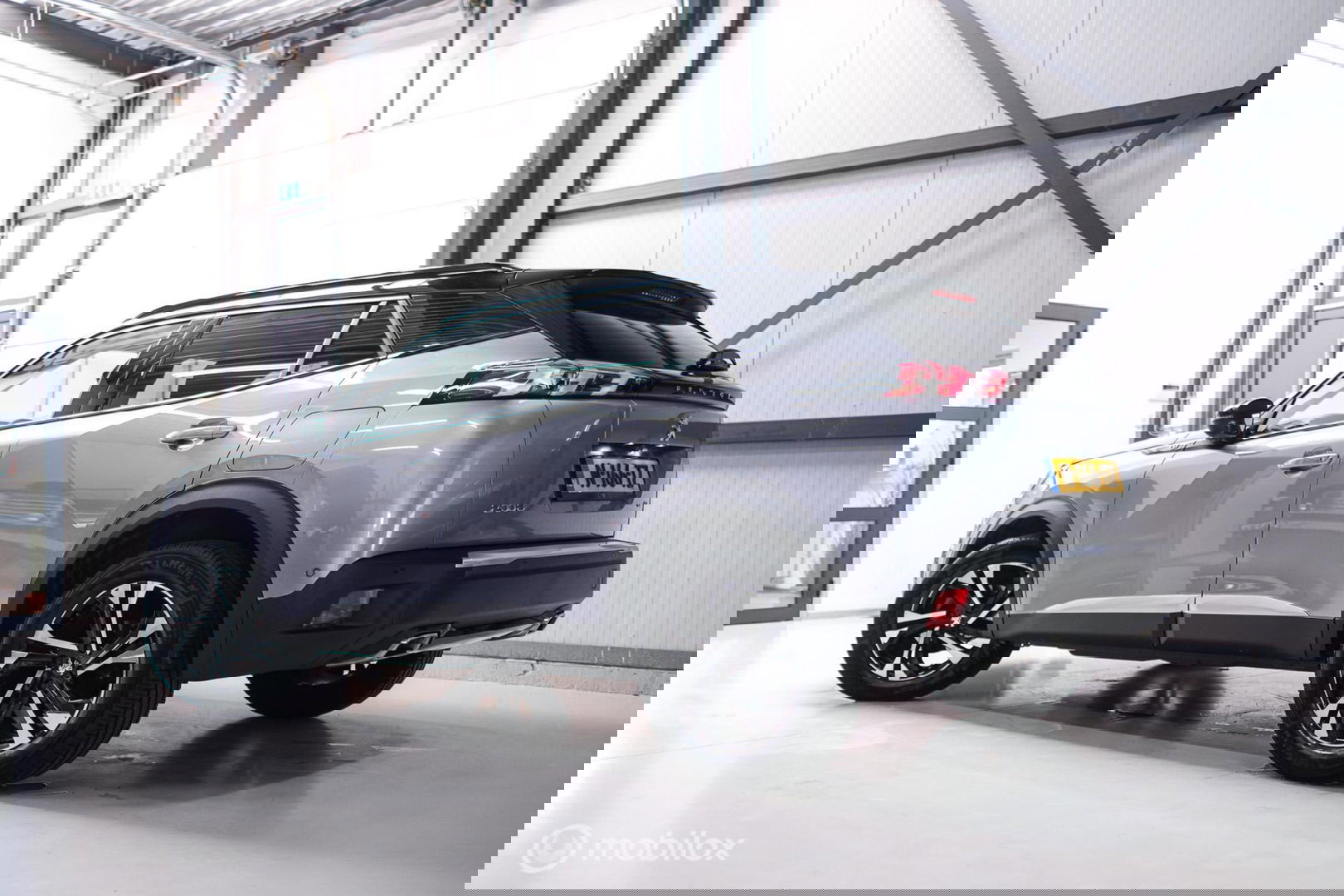 Peugeot 2008 1.2 PureTech GT | Panorama | Trekhaak | Camera | LED | Dealer OH | Nieuwe distributie | rijklaar |