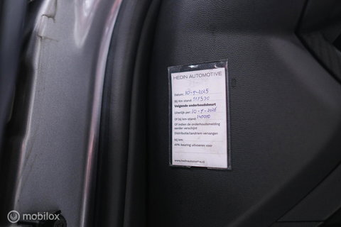 Peugeot 2008 1.2 PureTech GT | Panorama | Trekhaak | Camera | LED | Dealer OH | Nieuwe distributie | rijklaar |